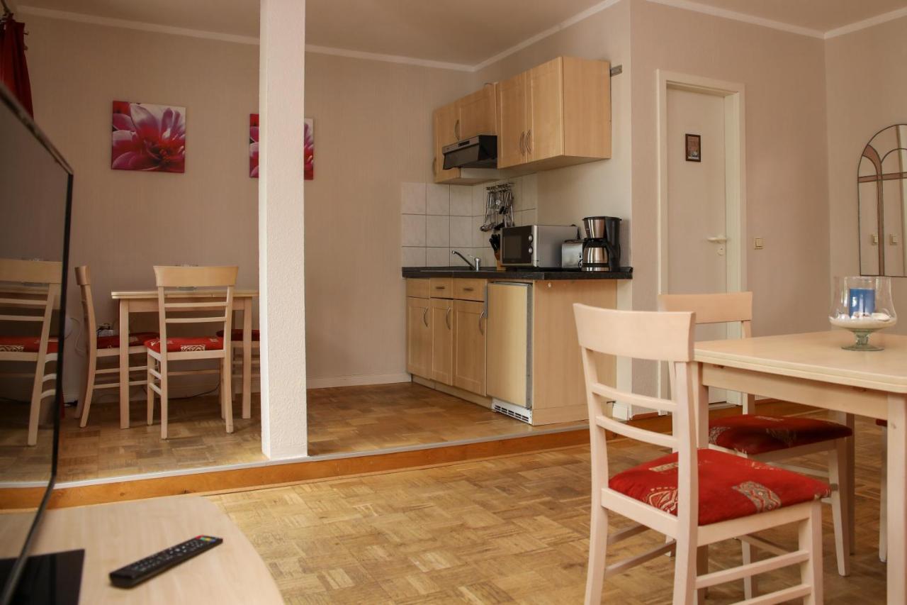 Warnemuende Am Alten Strom Homestay