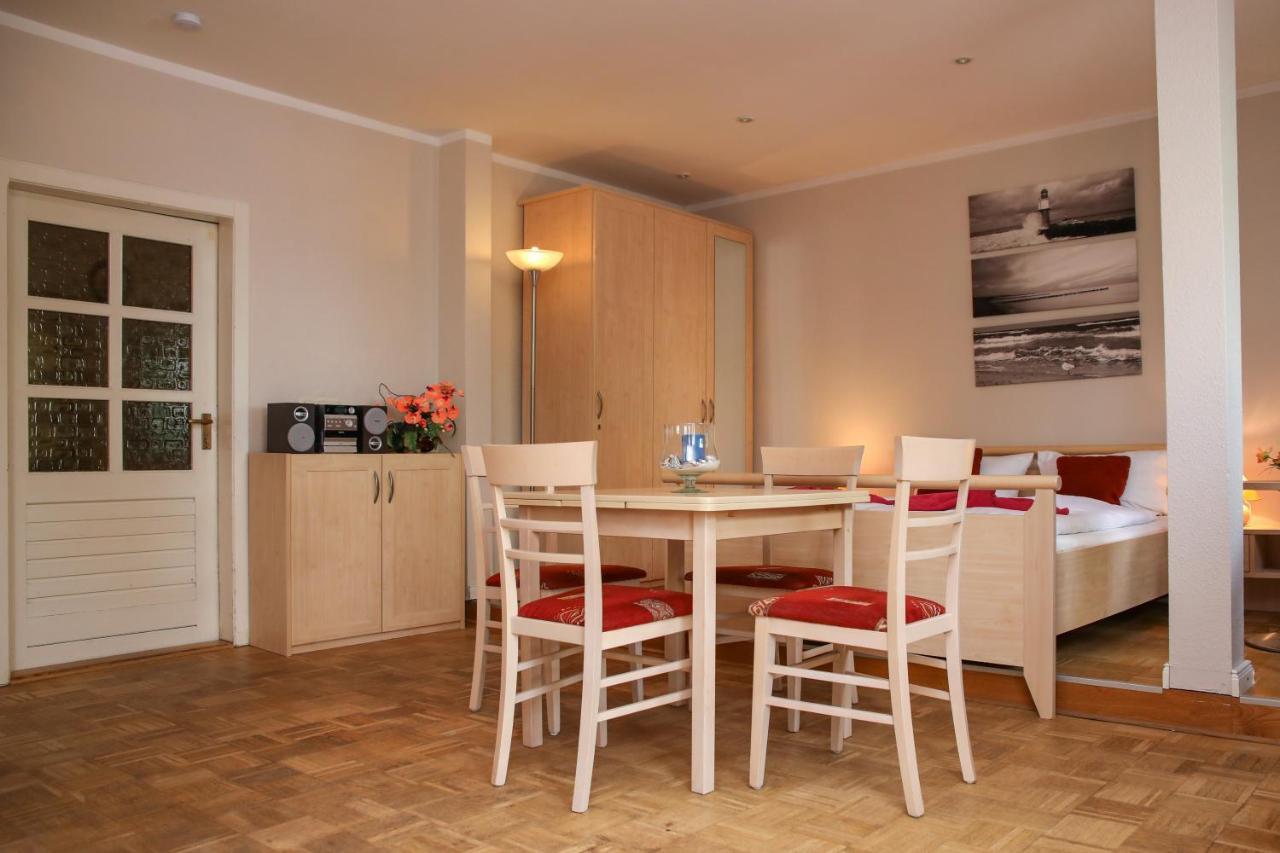 Homestay Warnemuende Am Alten Strom